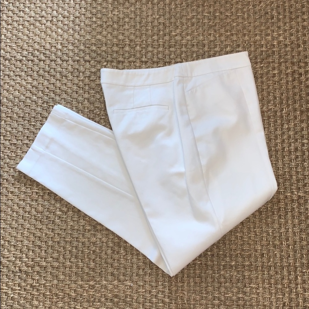 Chico’s So Slimming White Capri Pants